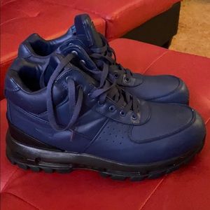 Nike ACG boots